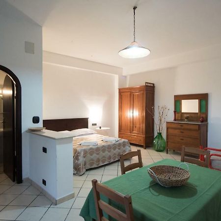 Casa Salice Hotel Sant'Alessio Siculo Ngoại thất bức ảnh